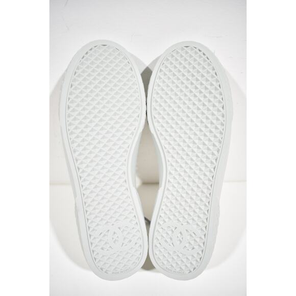 Chanel 22C Light Blue Grey Denim CC Logo Low Top Flat Runner Trainer Sneaker 39 - Picture 11 of 11